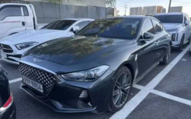 G70 중고차 G70 2.0T 매물 사진 12 - 2017/10 76,219km