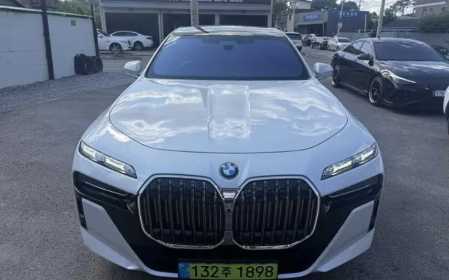 G70 중고차 7시리즈 (G70) 740d xDrive M 스포츠 매물 사진 17 - 2024/05 71,321km