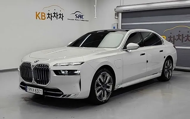 G70 중고차 7시리즈 (G70) 750e xDrive 디자인 퓨어 엑셀런스 매물 사진 6 - 2023/09 51,128km