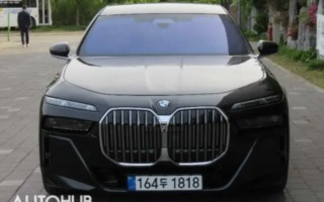 G70 중고차 7시리즈 (G70) 740i xDrive M 스포츠 매물 사진 19 - 2025/08 5,569km